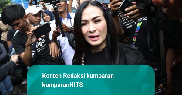Punya Suami Seorang Pilot, Iis Dahlia: Rezeki dan Maut itu Punya Allah