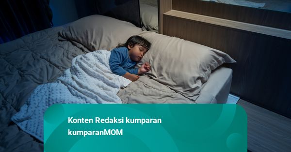 Anak Sering Begadang Setelah Liburan, Begini Cara Mengatur Ulang Jam Tidurnya