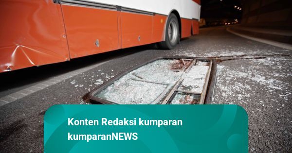 Kecelakaan di Tol Cikarang KM 31 Libatkan Bus dan Mobil Pribadi