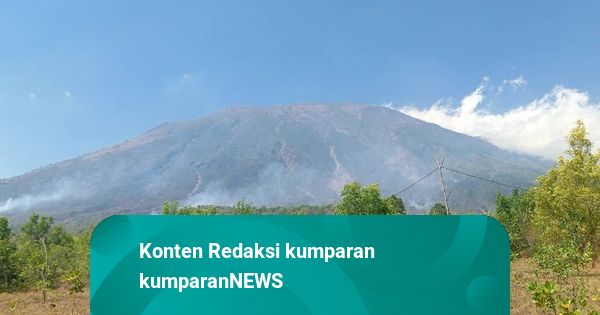 Viral Kemunculan Asap Putih di Gunung Agung, Ini Penjelasan BPBD