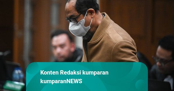 Jaksa Sindir Hakim Agung Gazalba Saleh: Berkukuh Pakai Masker, padahal Tak Sakit