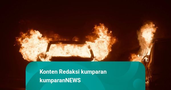 Mobil Terbakar di Tol Jagorawi Arah Jakarta KM 31, Lalin Sempat Macet