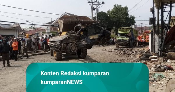 Truk Tabrak 5 Kendaraan di Subang: 2 Tewas, 8 Luka-luka