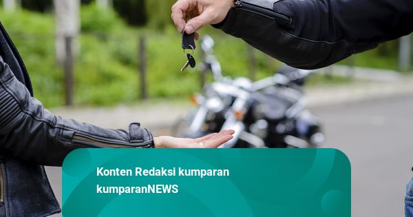 Emak-emak di Pulogadung Diadang Debt Collector di Tengah Jalan