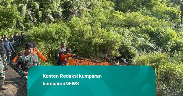 Jasad Pendaki Gunung Slamet yang Hilang Dievakuasi dari Jurang Sedalam 20 Meter