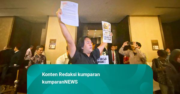 KontraS: Kantor Kami Didatangi 3 OTK Usai Staf Interupsi Rapat RUU TNI di Hotel