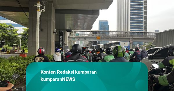 Mudik Dimulai, Jalan Kuningan-Gatsu Jaksel Masih Macet Sore Ini