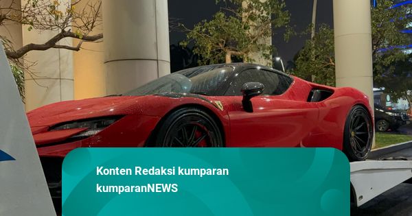 Barang Bukti yang Disita Terkait Kasus Suap Ketua PN Jaksel: Ferrari-Nissan GT-R