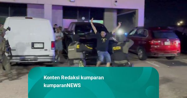 AS Tangkap Lebih dari 100 Imigran Ilegal dalam Penggerebekan Klub Malam