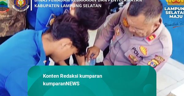 Saat Kapolsek Datangi Damkar Lampung Minta Tolong Lepaskan Cincin