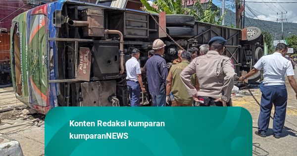 Rem Blong Diduga Jadi Pemicu Bus ALS Terguling di Padang Panjang