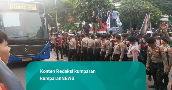 Ada Demo di Depan Kemnaker, Polisi Minta Pengendara Hindari Jalan Gatot Subroto