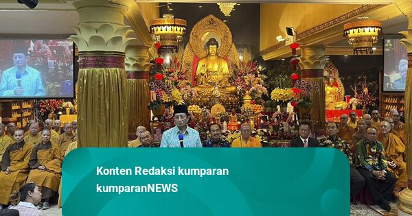Menag Bicara Keteladanan Sidharta Gautama di Depan Ribuan Umat Buddha