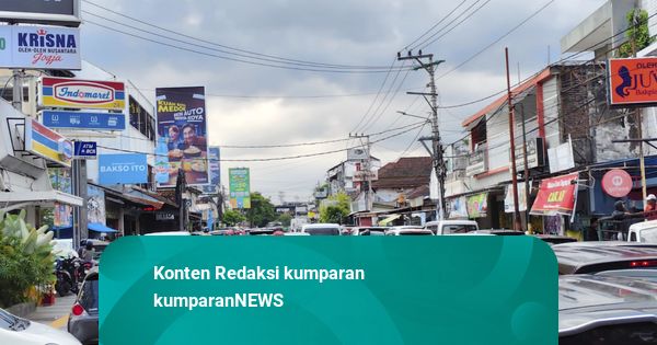 Ada Wisatawan Buang Sampah Sembarangan, Pasukan Kebersihan Malioboro Kerja Keras