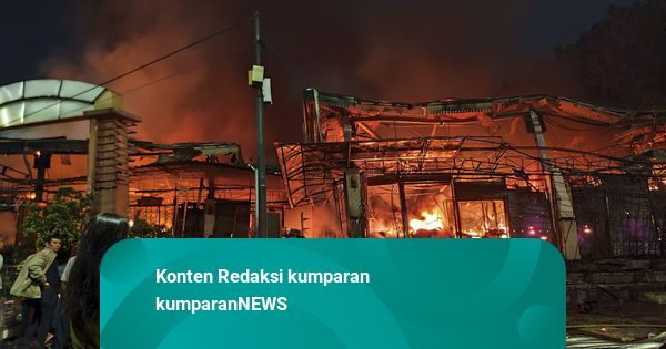 Pasar Taman Puring Terbakar: 500 Kios Hangus, Transjakarta Sempat Terdampak