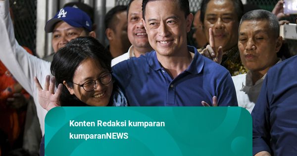 Foto: Momen Hangat Tom Lembong dan Istri Usai Keluar dari Rutan Cipinang