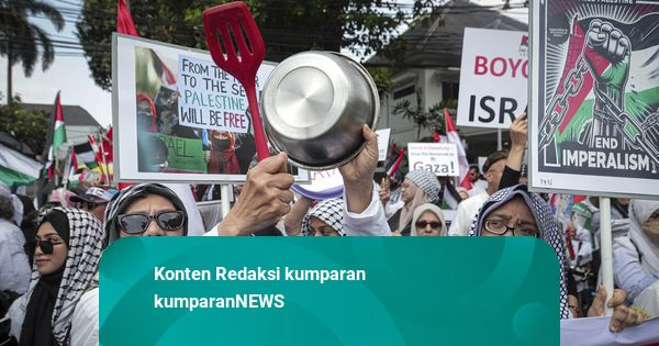 Dentang Panci Menggema di Aksi Bela Palestina, Protes Kelaparan di Gaza