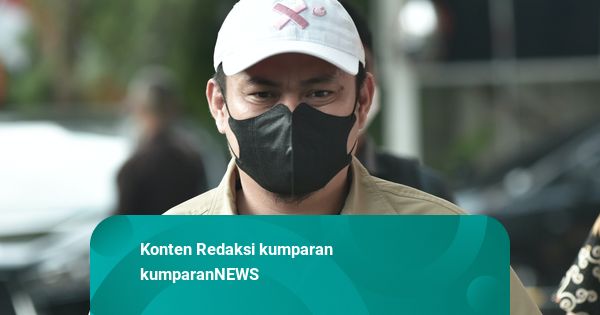 Foto: Bupati Koltim Abdul Azis Tiba di Gedung KPK, Langsung Diperiksa