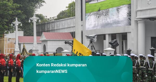 Foto: Paskibraka RI Jalani Gladi Kader di Tengah Guyuran Hujan