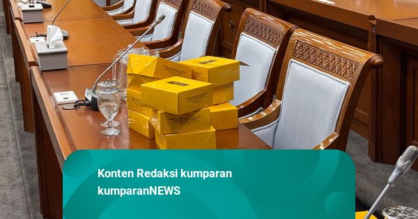 Menyoal Snack Rapat di DPR yang Tak Habis