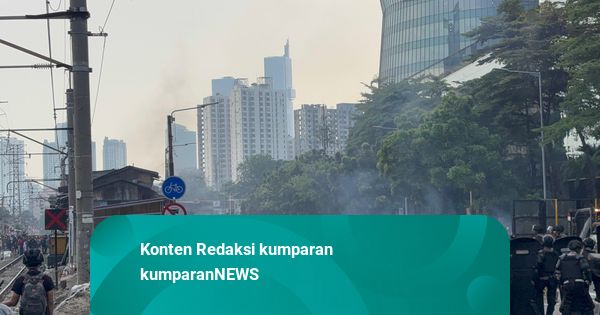 Pendemo Ditangkap Saat Masuk ke Resto Gacoan Jakpus, Rusak Fasum, Lawan Petugas