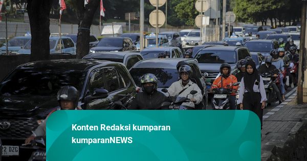 Macet TB Simatupang: Hari Ini Uji Coba Mobil Pribadi Gratis Lewat GT Fatmawati
