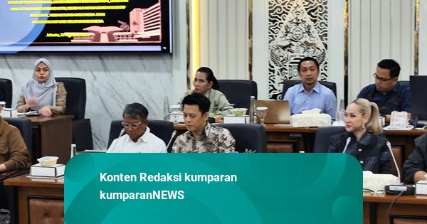 Komisi XIII Rapat Bahas RUU Hak Cipta-Royalti, Ariel-Ahmad Dhani Hadir