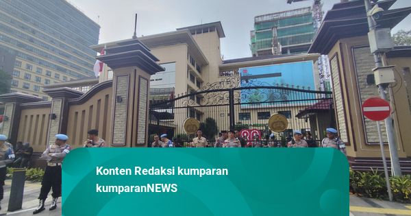 7 Anggota Brimob yang Tabrak dan Lindas Ojol Dipatsus 20 Hari