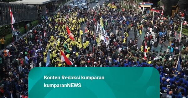 Foto: Mahasiswa Geruduk Polda Metro Jaya