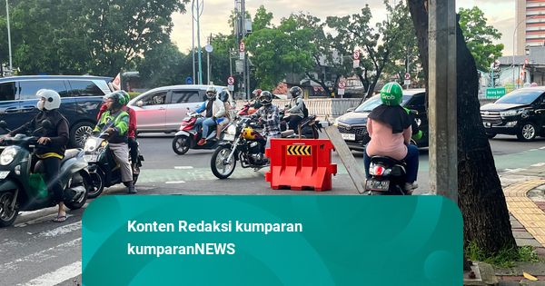 Pagi Ini Gatot Soebroto arah Semanggi Masih Ditutup, Gerbang Tol Kuningan Hangus