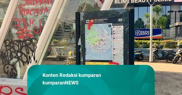 Stasiun MRT Istora Mandiri Lumpuh Imbas Demo, Kaca Pecah dan Dicoret-coret