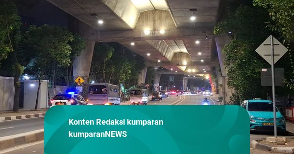 Rangkaian Kendaraan TNI Serukan Imbauan ke Masyarakat Jaga Kamtib