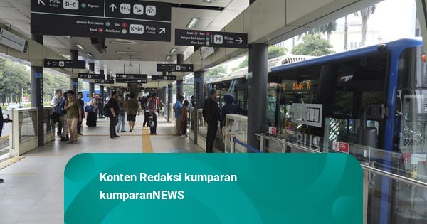 TransJ Mulai Uji Coba Halte Bundaran Senayan yang Sempat Dibakar Saat Demo