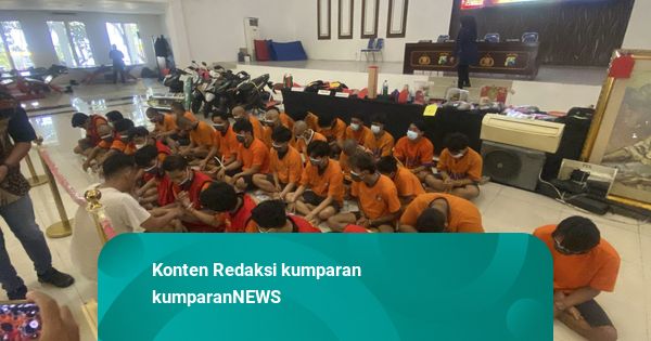 33 Orang Jadi Tersangka Demo Rusuh di Surabaya, Ada Pembakar Gedung Grahadi