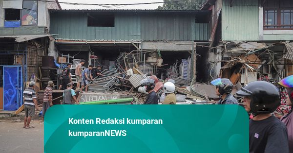 Transjakarta yang Tubruk Ruko di Pasar Manggis Jaksel Sebabkan 1 Orang Terluka