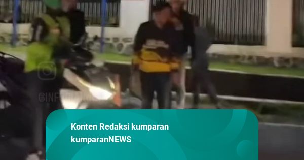 Akibat Ceceran Oli, Puluhan Pemotor Tergelincir di Jalan Raya Cipanas-Puncak
