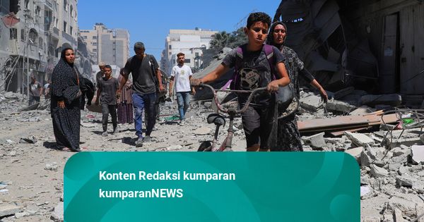 Foto: Israel Bertubi-tubi Serang Gaza, Tak Ada Lagi Tempat Aman yang Tersisa