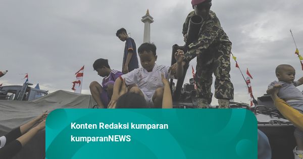 Semarak TNI Fair dan Antusiasme Warga di Tengah Puluhan Alutsista di Monas