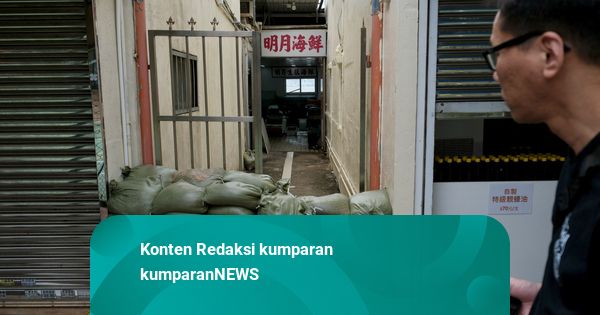 Foto: Sekolah Hingga Bandara di Ditutup Jelang Topan Super Ragasa di Hong Kong