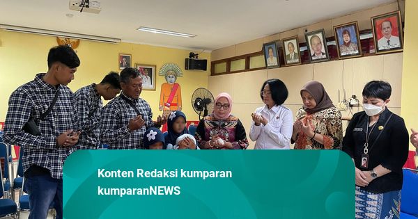 Bocah yang Ditelantarkan di Kebayoran Lama Bertemu Ayah Kandung dan Kembaran