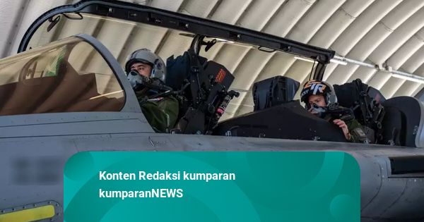 4 Prajurit TNI AU Berhasil Terbang Solo Pakai Pesawat Tempur Rafale di Prancis