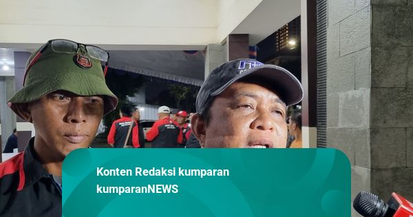 Kisah Fauzi Menanti Identifikasi 4 Keponakan yang Jadi Korban Ponpes Ambruk