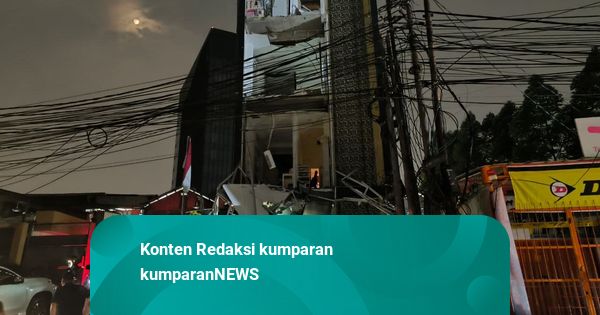 Tembok Gedung Farmasi 4 Lantai di Pondok Aren Roboh, Saksi Dengar Ledakan Besar