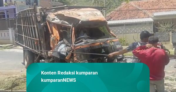 Truk Pengangkut Sapi Terguling di Nagrek: 1 Orang Tewas, 2 Ekor Sapi Mati