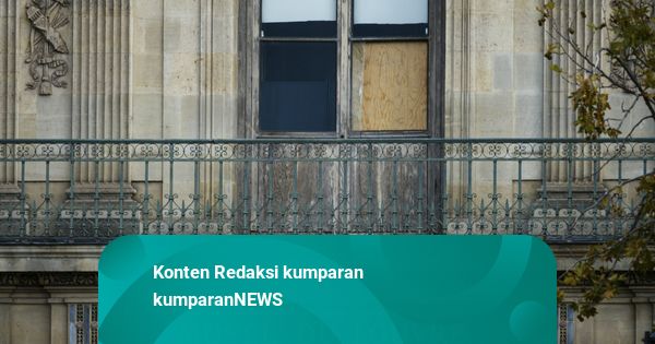 2 Pencuri Perhiasan Museum Louvre Didakwa 15 Tahun Penjara