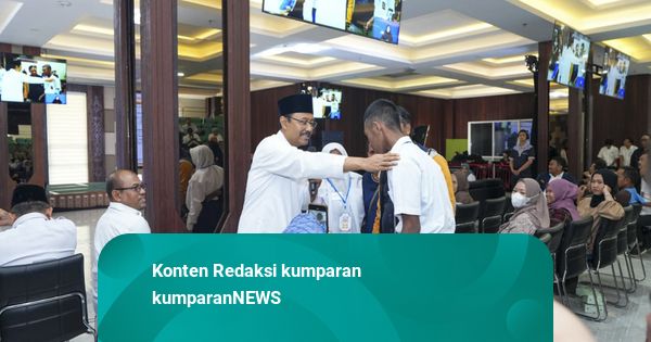 Gus Ipul Ucapkan Selamat Hari Santri Saat Bersama Siswa Sekolah Rakyat Pontianak