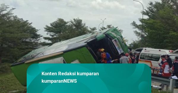 Kecelakaan Maut Bus Rombongan Piknik Asal Semarang di Tol Pemalang