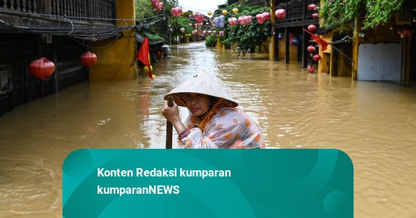 Foto: 9 Orang Tewas Imbas Banjir Akibat Hujan Deras di Vietnam