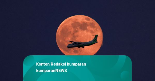 Foto: Pesona Supermoon di Berbagai Penjuru Dunia