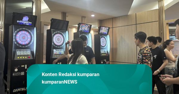 Mencoba Sportainment di Tengah Kota: Darts Station fX Sudirman
